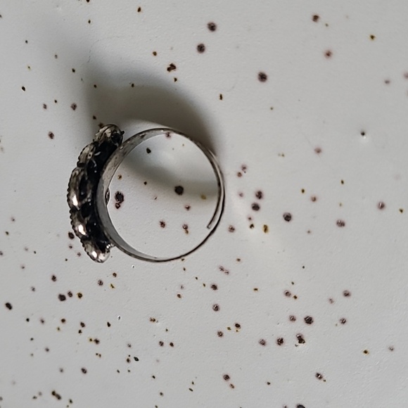 Adjustable Ring - Picture 4 of 6